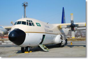 Hercules C-130 SaudiArabian-Douchanbe-17fev08-DSC_0026.jpg